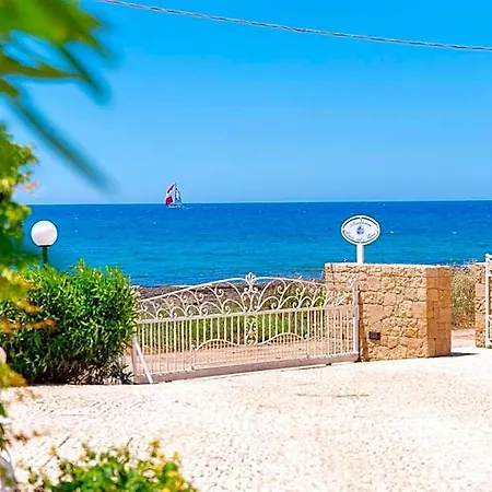 Oasi Sul Mare Aparthotel 3*